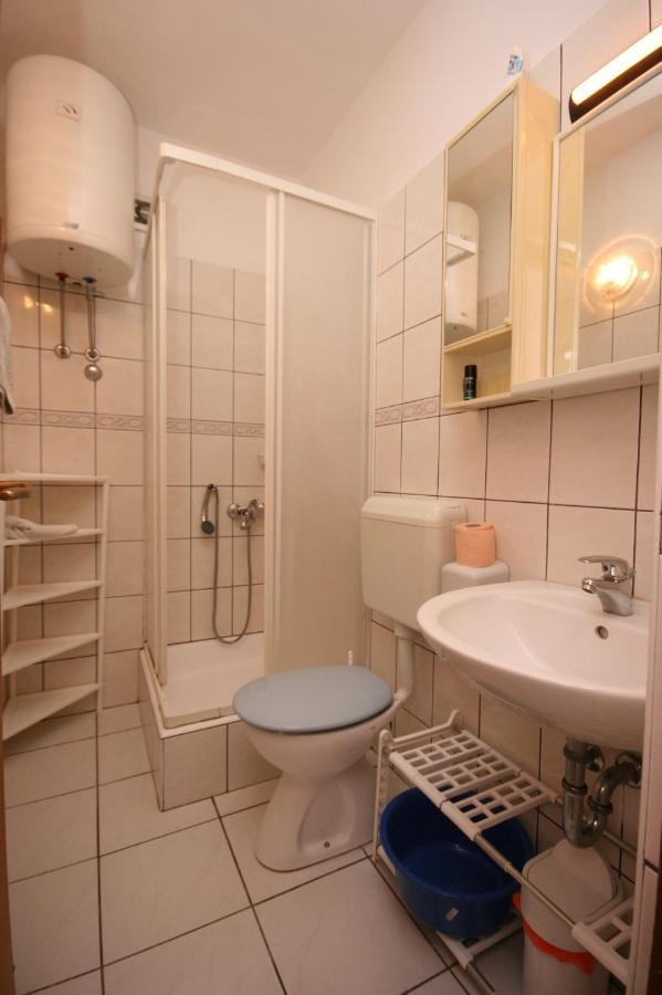 Apartments By The Sea Podgora, Makarska - 2615 Екстериор снимка