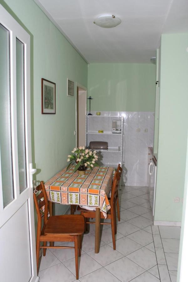 Apartments By The Sea Podgora, Makarska - 2615 Екстериор снимка