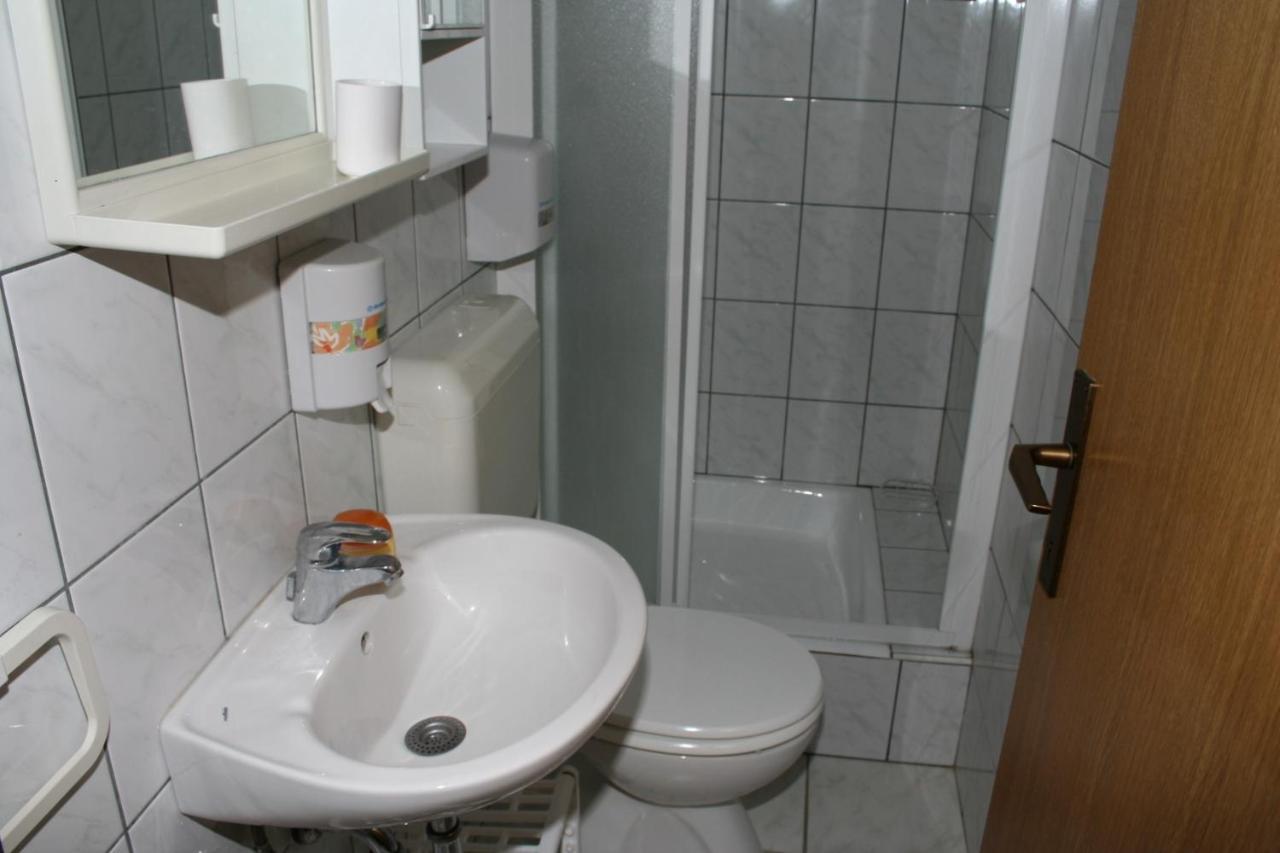 Apartments By The Sea Podgora, Makarska - 2615 Екстериор снимка
