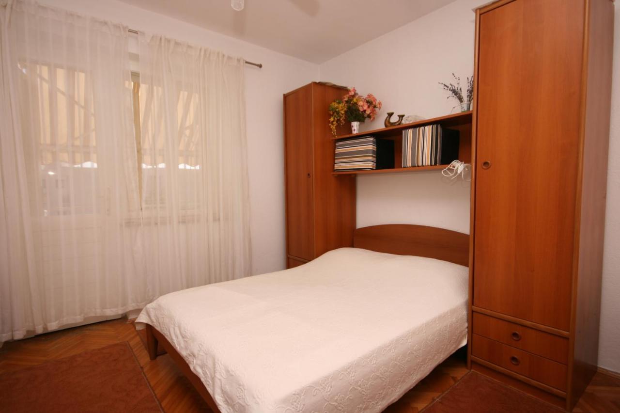 Apartments By The Sea Podgora, Makarska - 2615 Екстериор снимка