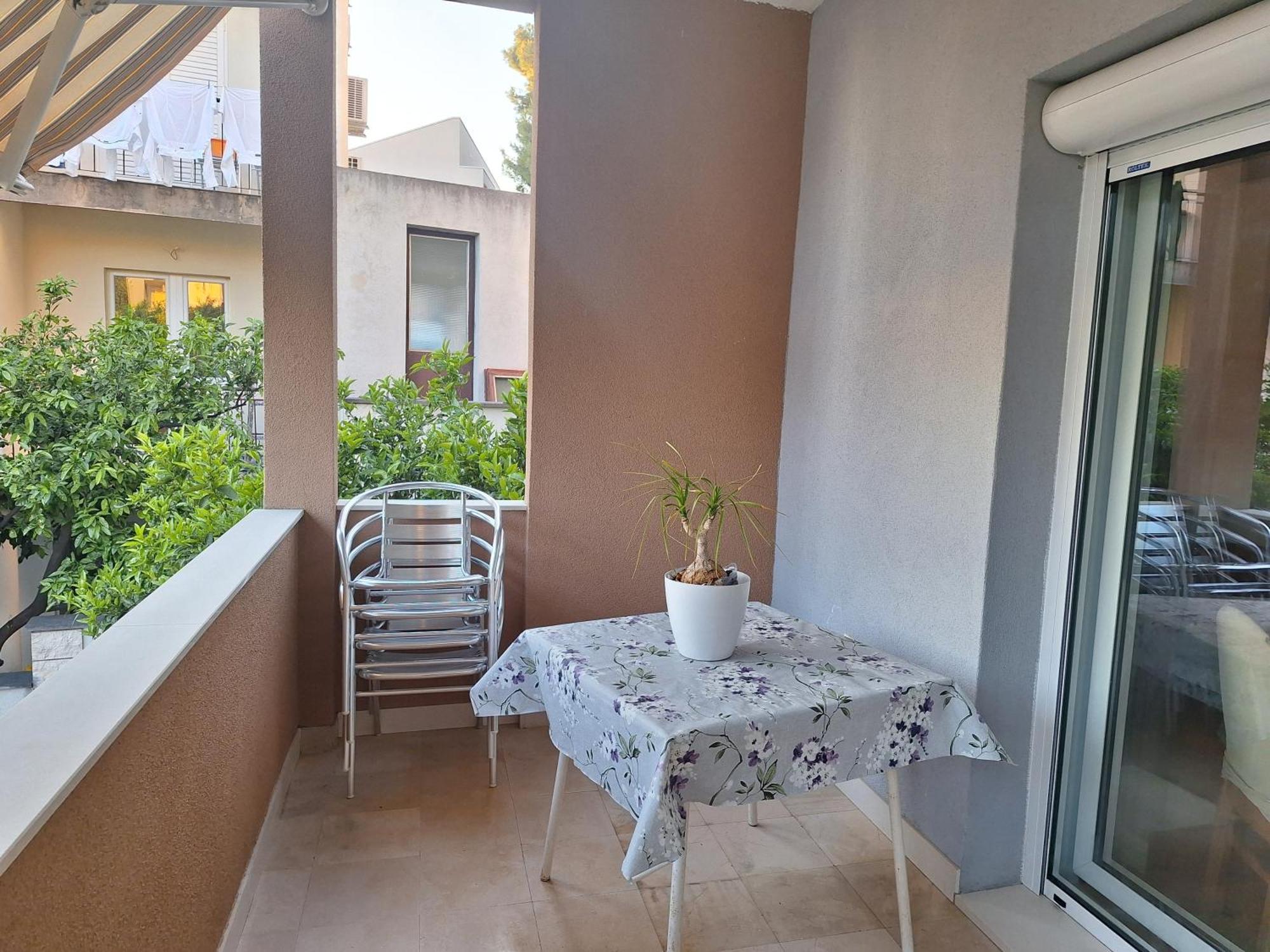 Apartments By The Sea Podgora, Makarska - 2615 Екстериор снимка